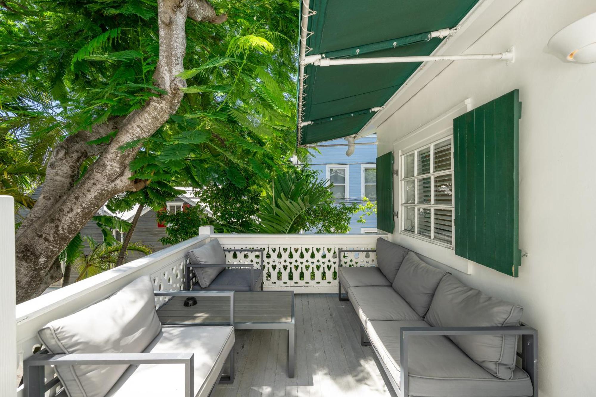 The Speakeasy Inn And Rum Bar Key West Extérieur photo