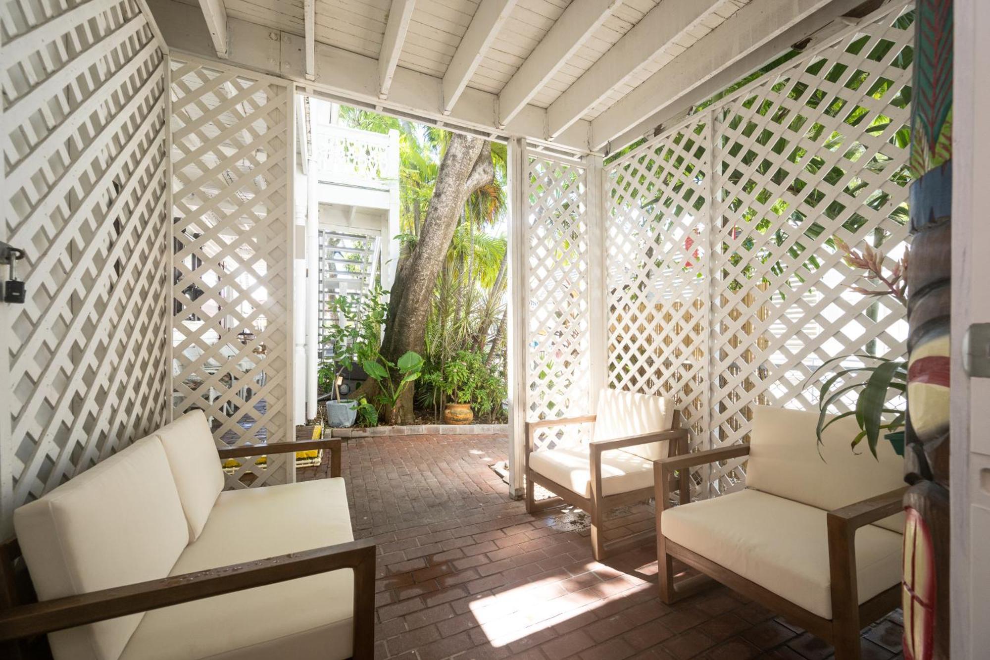 The Speakeasy Inn And Rum Bar Key West Extérieur photo